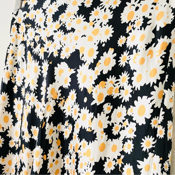 Realisation Par MEDIUM Naomi 100% silk high rise black daisy floral midi skirt - Picture 4 of 7